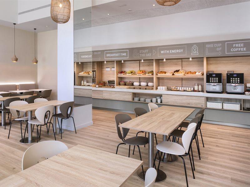 B&B Hotel Barcelona Mataro Bagian luar foto