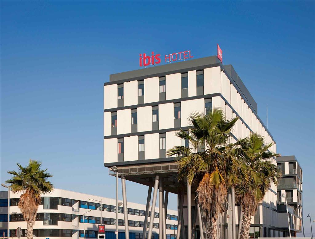 B&B Hotel Barcelona Mataro Bagian luar foto